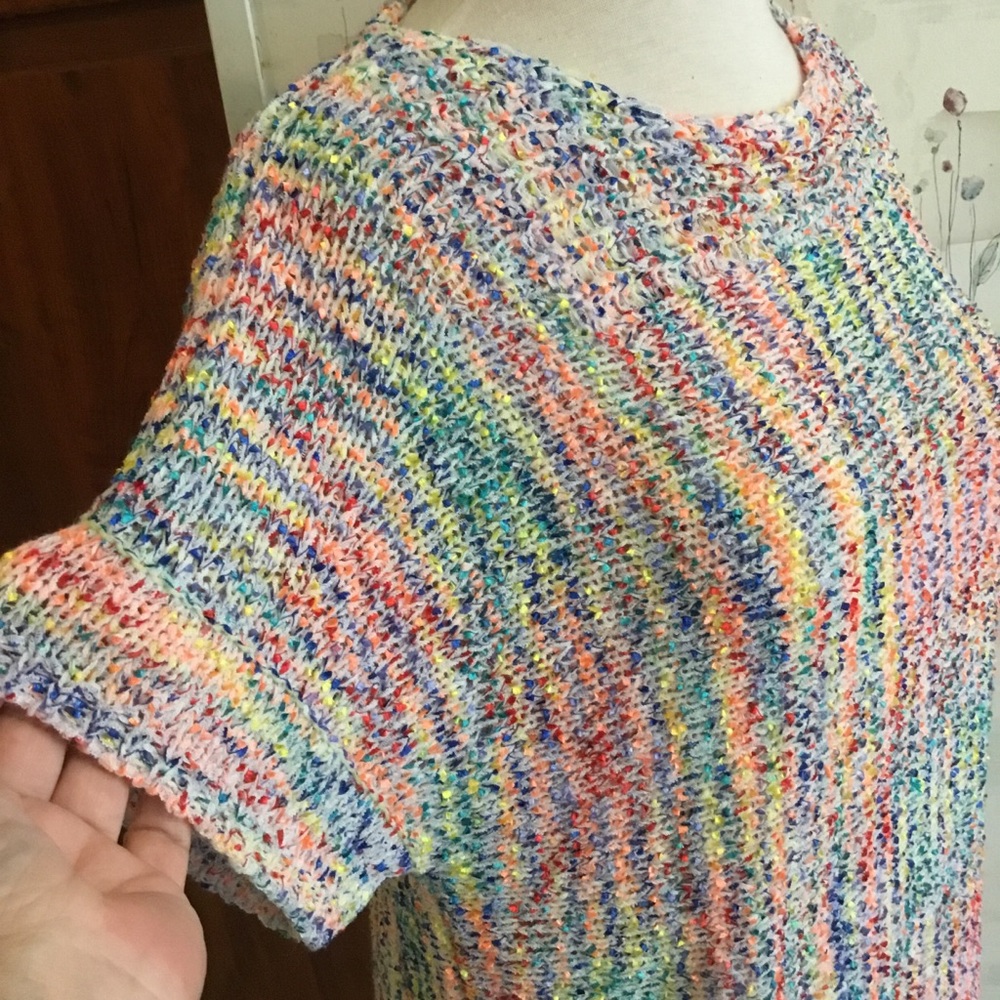 2/$20 Curio, Colorful knitted tunic or cover up